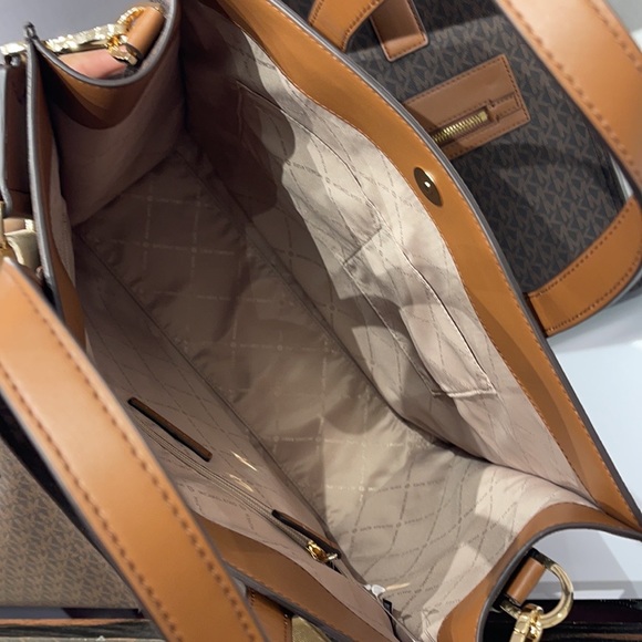 MICHAEL KORS KENLY LARGE NS GRAPHIC LOGO TOTE SATCHEL SHOULDER BAGMK SIGNATURE - Picture 9 of 16